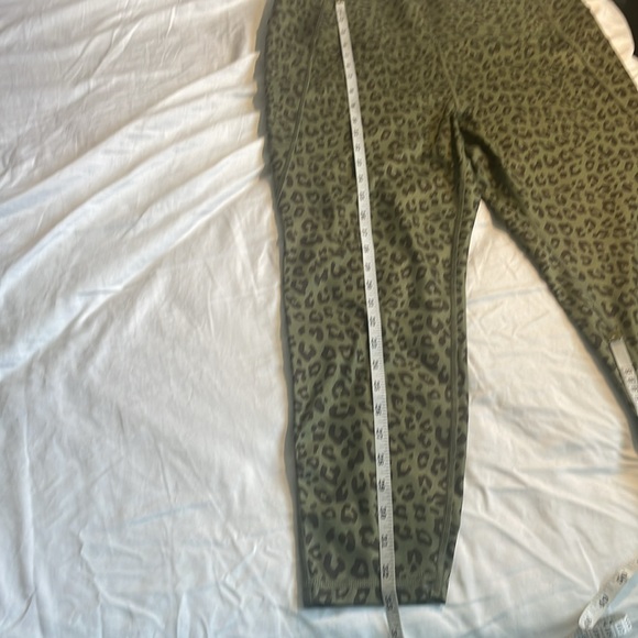 GapFit Sculpt Revolution leggings, size XL regular. - Picture 4 of 6